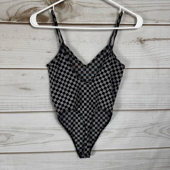Forever 21 Black & Gray Checkered Sleeveless Thong Bodysuit Size Small - Picture 5 of 7